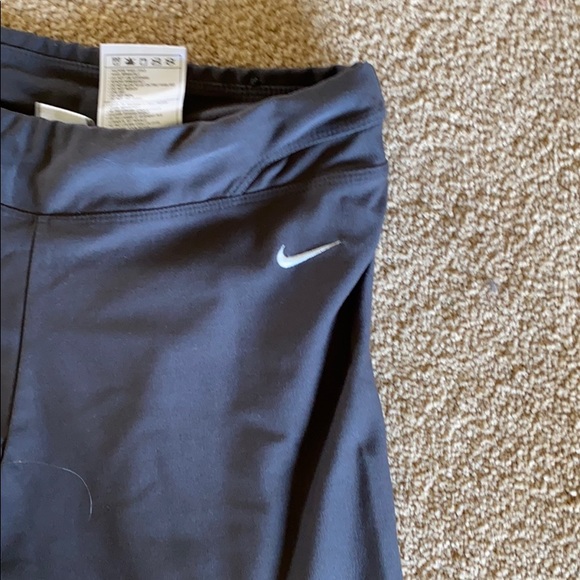 Nike - Picture 2 of 3